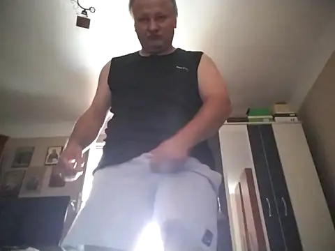 Snapshot of Grasul78 chatting on July 2026 10:11:01 AM Grasul78 online show from July 2026 10:11:01 AM