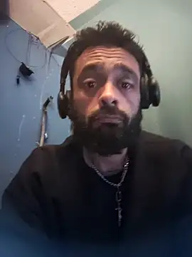 C8L3U online show from December 2024 07:43:01 AM