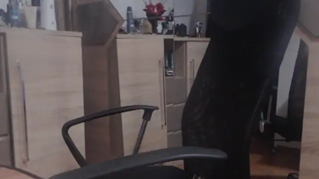 uncutguy01 online show from December 2024 01:44:01 PM