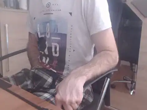 uncutguy01 online show from February 2025 10:37:02 AM
