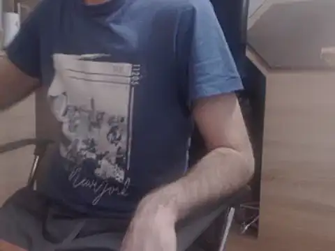uncutguy01 online show from February 2025 04:46:01 PM