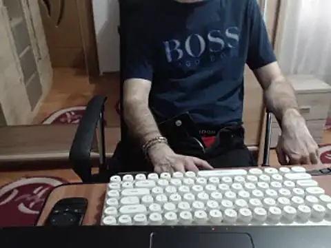 uncutguy01 online show from March 2025 04:00:02 PM
