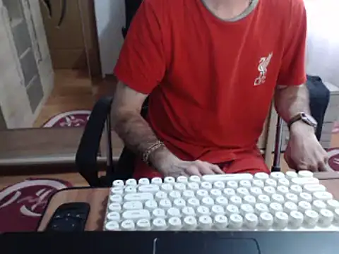 uncutguy01 online show from March 2025 06:38:02 AM