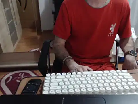 uncutguy01 online show from March 2025 07:58:02 PM
