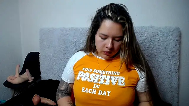 LinaBrowm online show from March 2025 02:14:02 AM