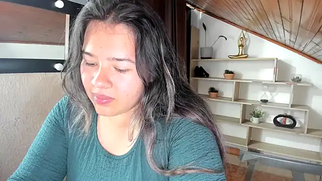 LinaBrowm online show from March 2026 07:35:01 PM