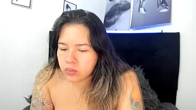 LinaBrowm online show from July 2026 01:25:02 PM