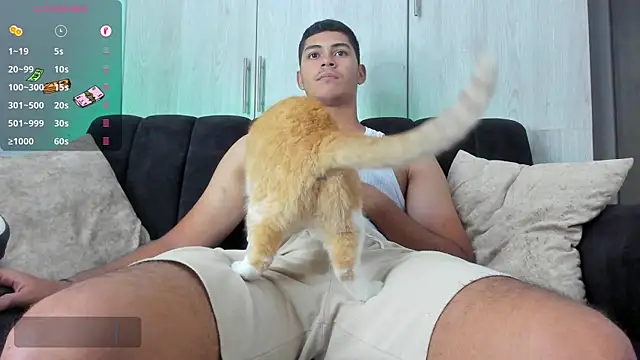 Snapshot of Iamdylan777 chatting on February 2025 04:41:02 AM Iamdylan777 online show from February 2025 04:41:02 AM