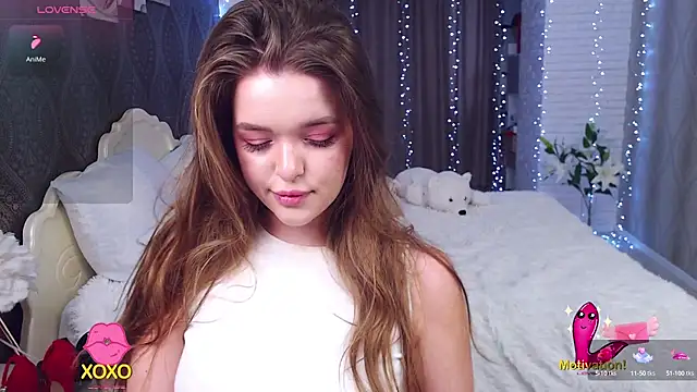 EmilyWhisper online show from January 2025 09:18:02 AM