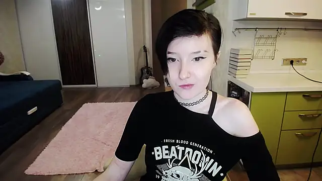 Kira Bakker online show from January 2025 10:39:01 PM