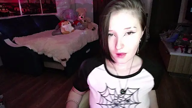 Kira Bakker online show from October 2025 10:30:01 PM