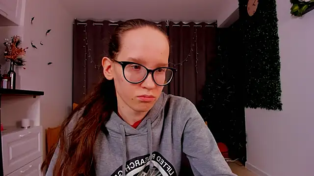 Snapshot of BettyBrowni chatting on January 2025 10:59:01 PM BettyBrowni online show from January 2025 10:59:01 PM