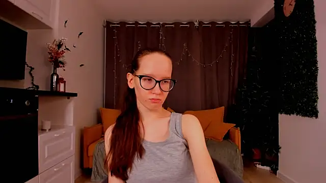 Snapshot of BettyBrowni chatting on January 2025 04:09:01 PM BettyBrowni online show from January 2025 04:09:01 PM
