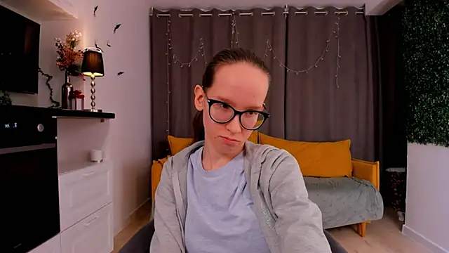 Snapshot of BettyBrowni chatting on February 2025 07:16:02 PM BettyBrowni online show from February 2025 07:16:02 PM