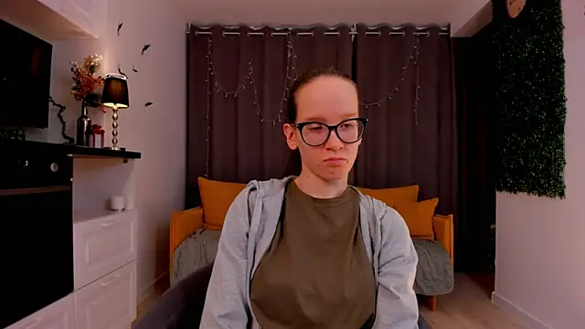 Snapshot of BettyBrowni chatting on February 2025 07:17:02 PM BettyBrowni online show from February 2025 07:17:02 PM
