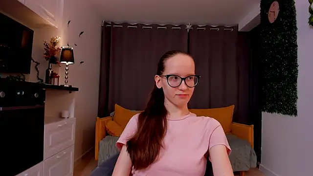 Snapshot of BettyBrowni chatting on February 2025 04:11:02 PM BettyBrowni online show from February 2025 04:11:02 PM