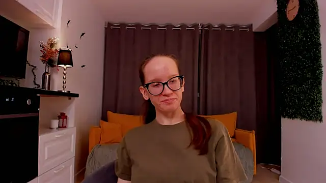 Snapshot of BettyBrowni chatting on February 2025 07:14:02 PM BettyBrowni online show from February 2025 07:14:02 PM