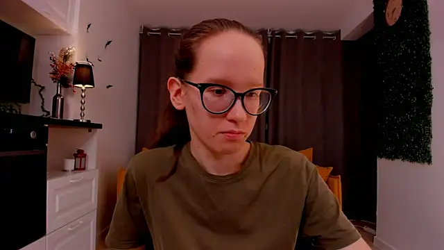 Snapshot of BettyBrowni chatting on February 2025 01:24:01 AM BettyBrowni online show from February 2025 01:24:01 AM