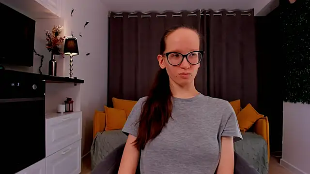 Snapshot of BettyBrowni chatting on February 2025 07:17:02 PM BettyBrowni online show from February 2025 07:17:02 PM
