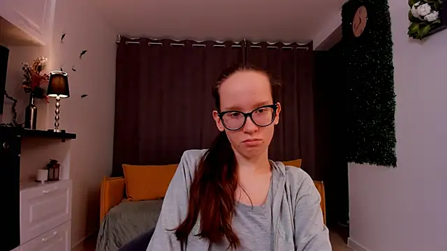 Snapshot of BettyBrowni chatting on February 2025 10:20:01 PM BettyBrowni online show from February 2025 10:20:01 PM