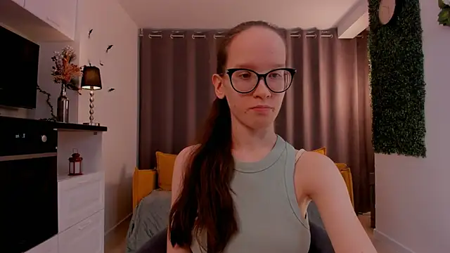 Snapshot of BettyBrowni chatting on March 2025 04:10:01 PM BettyBrowni online show from March 2025 04:10:01 PM