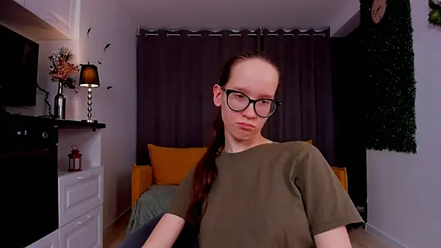 Snapshot of BettyBrowni chatting on March 2025 01:20:02 AM BettyBrowni online show from March 2025 01:20:02 AM