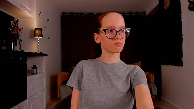 Snapshot of BettyBrowni chatting on March 2025 01:14:02 AM BettyBrowni online show from March 2025 01:14:02 AM