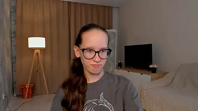 Snapshot of BettyBrowni chatting on September 2025 04:10:02 PM BettyBrowni online show from September 2025 04:10:02 PM