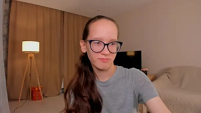 Snapshot of BettyBrowni chatting on September 2025 04:11:01 PM BettyBrowni online show from September 2025 04:11:01 PM