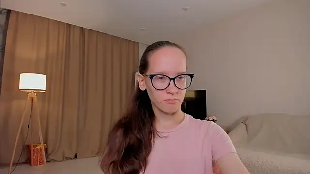 Snapshot of BettyBrowni chatting on October 2025 04:05:02 PM BettyBrowni online show from October 2025 04:05:02 PM