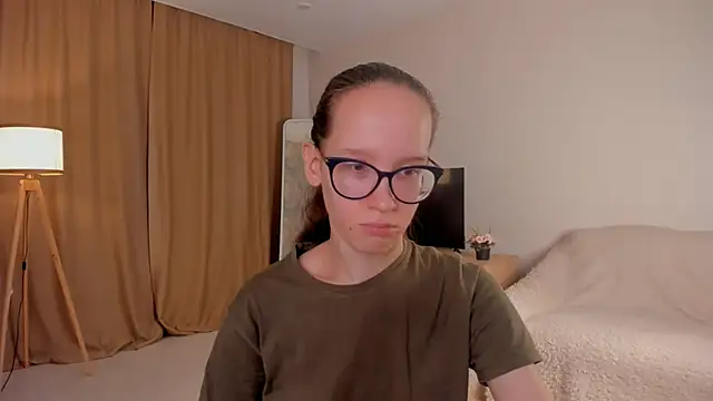 Snapshot of BettyBrowni chatting on October 2025 04:51:02 PM BettyBrowni online show from October 2025 04:51:02 PM