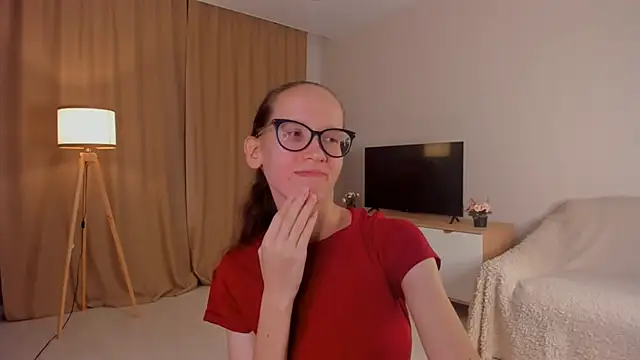 Snapshot of BettyBrowni chatting on October 2025 04:18:01 PM BettyBrowni online show from October 2025 04:18:01 PM