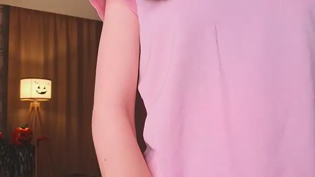 BettyBrowni online show from November 2025 04:07:01 PM