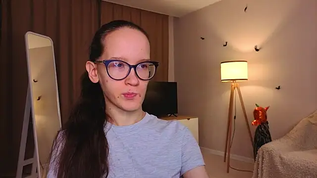 BettyBrowni online show from November 2025 04:07:02 PM