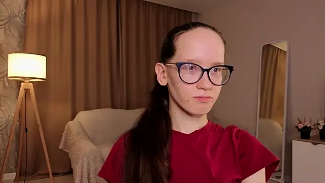 BettyBrowni online show from April 2026 07:07:02 PM