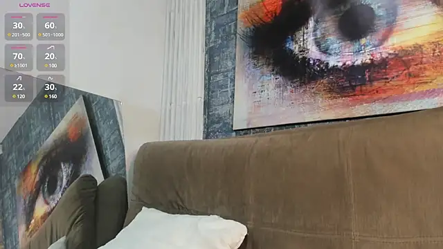 Paola  23 online show from February 2025 12:22:02 PM