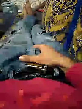 Snapshot of mehdi_haway chatting on February 2025 06:10:02 PM mehdi haway online show from February 2025 06:10:02 PM