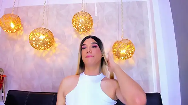 victoria aleia  online show from December 2024 10:39:01 PM