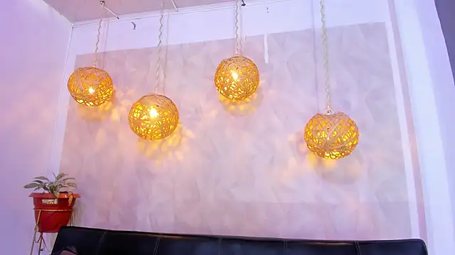 victoria aleia  online show from January 2025 07:59:02 PM