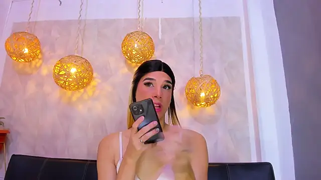 victoria aleia  online show from January 2025 08:18:02 PM