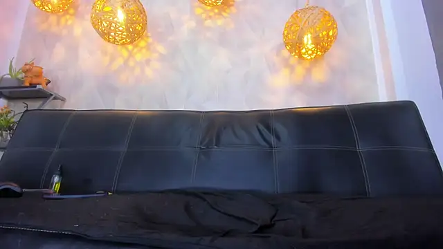 victoria aleia  online show from February 2025 11:34:02 PM