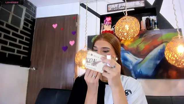 victoria aleia  online show from March 2026 11:19:01 PM