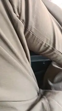 Snapshot of fullyhardy chatting on November 2025 06:33:02 AM fullyhardy online show from November 2025 06:33:02 AM