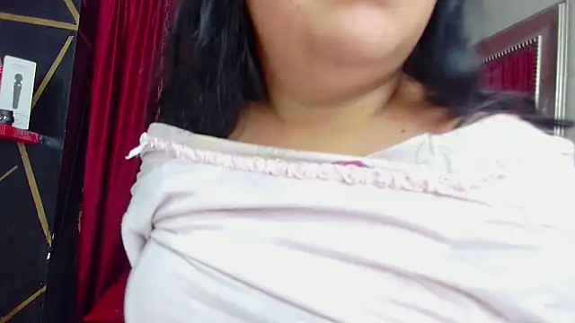 Snapshot of AvaChannel chatting on January 2025 01:31:01 PM AvaChannel online show from January 2025 01:31:01 PM