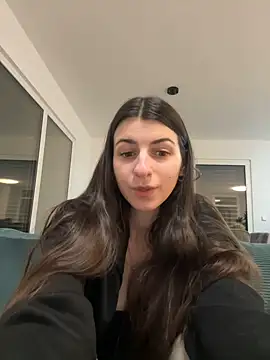Snapshot of Wildberry_ chatting on March 2025 06:40:02 PM Wildberry online show from March 2025 06:40:02 PM