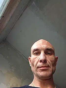 Snapshot of Edaras@xh chatting on October 2025 02:05:02 PM Edarasxh online show from October 2025 02:05:02 PM