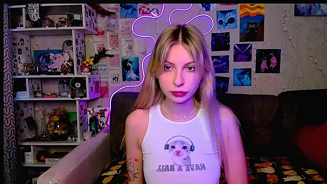 Maria Hunt online show from December 2024 03:14:02 AM