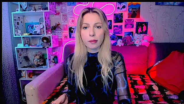 Maria Hunt online show from January 2025 03:55:02 AM