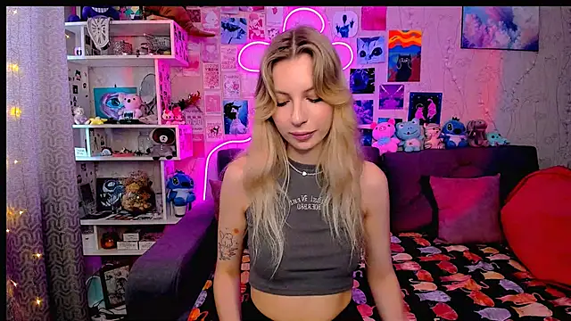 Maria Hunt online show from February 2025 06:52:02 AM