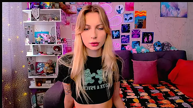 Maria Hunt online show from February 2025 04:29:01 AM